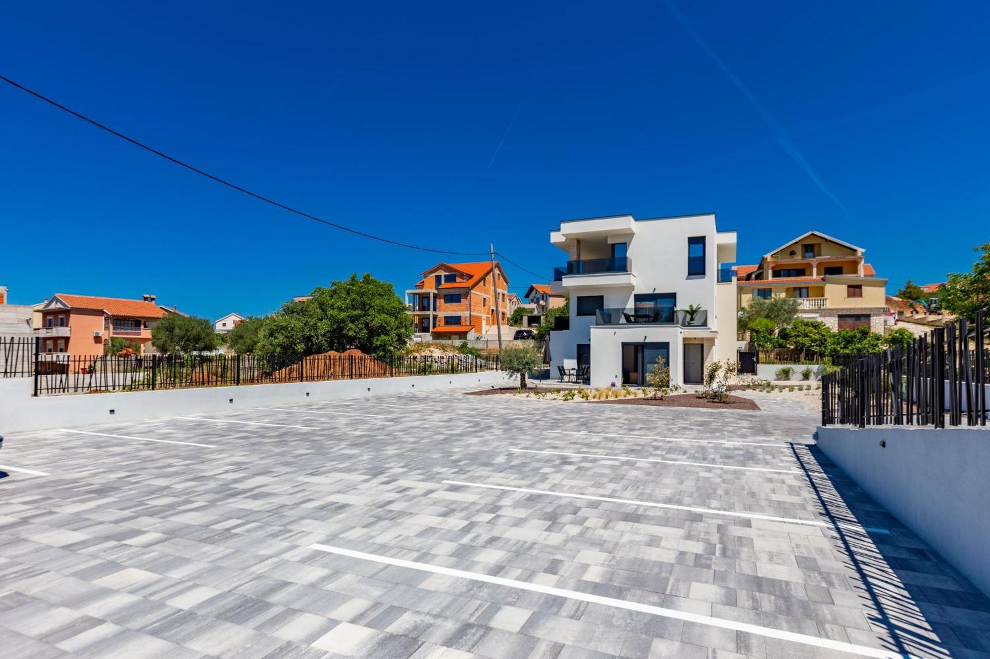 Casa Mia Apartments With Parking Задар Экстерьер фото